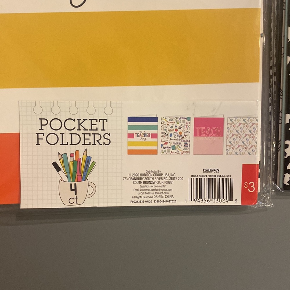 Folders - Picture 2 of 6